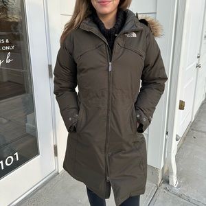 North Face Long Zip Up Jacker in Olive Green